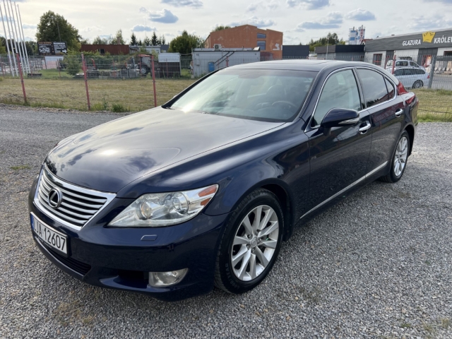 lexus